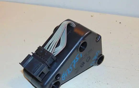 Volkswagen Jetta V Sound amplifier 1K0035463D