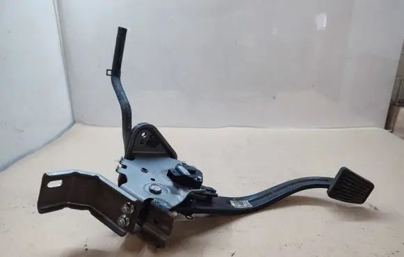 Hyundai Tucson TL Clutch pedal 32802D7700