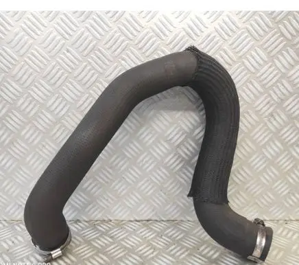 Opel Grandland X Intercooler hose/pipe 9820100780
