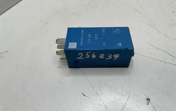BMW 5 E39 Other relay 6135 1383417 DRM12