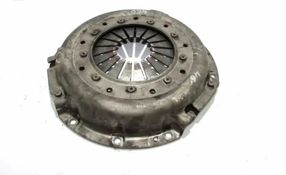Nissan X-Trail T30 Pressure plate VALEO
