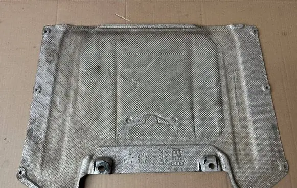 Audi Q5 SQ5 Engine splash shield/under tray 80A825209C
