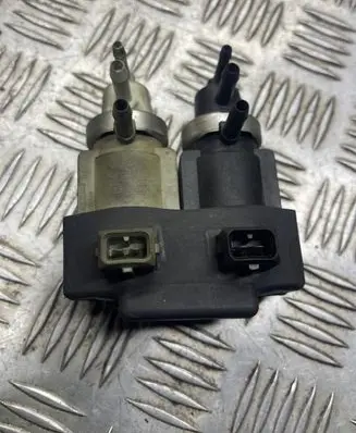 Audi A8 S8 D3 4E Turbo solenoid valve 059906629 PX0425223