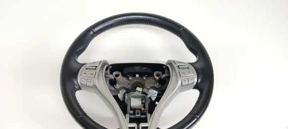 Nissan Pulsar Steering wheel 484303ZL2C
