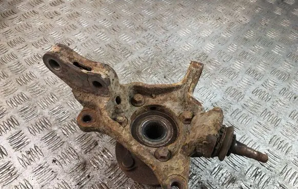 Subaru Legacy Front wheel hub