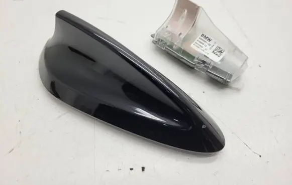 BMW X4 F26 Radio antenna 