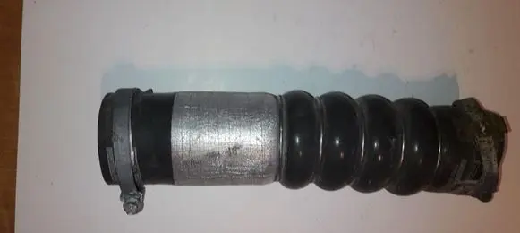 Ford Fiesta Intercooler hose/pipe 8V516N650AC