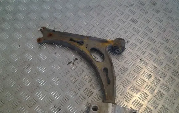 Volkswagen Golf V Front lower control arm/wishbone 1K0407153G