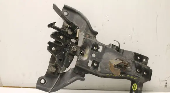 Top upper radiator support slam panel
