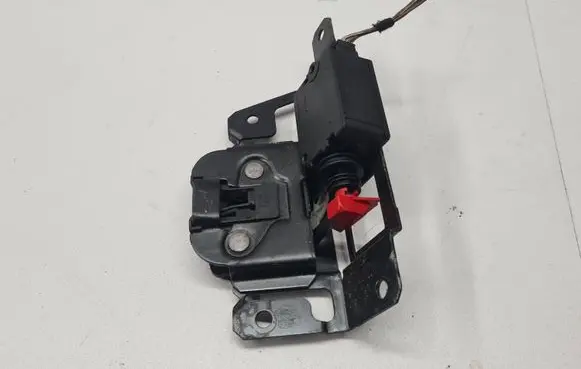 BMW X3 E83 Tailgate/trunk/boot lock/catch/latch 7057364