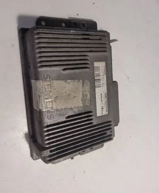 Renault Scenic I Engine control unit/module S115300121B 7700875745 7700111772