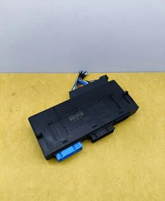 BMW 3 E90 E91 Central body control module 9227181 532500Z10 5416079752