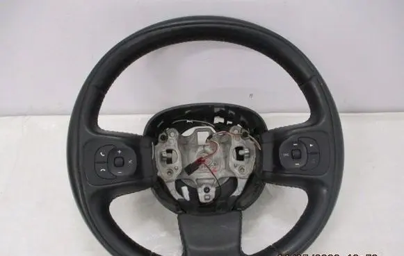 Fiat 500L Steering wheel 