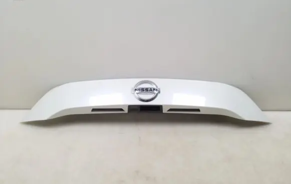 Nissan Juke II F16 Tailgate trim 908106PA0A