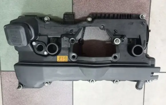 BMW 3 E90 E91 Rocker cam cover 11127526670