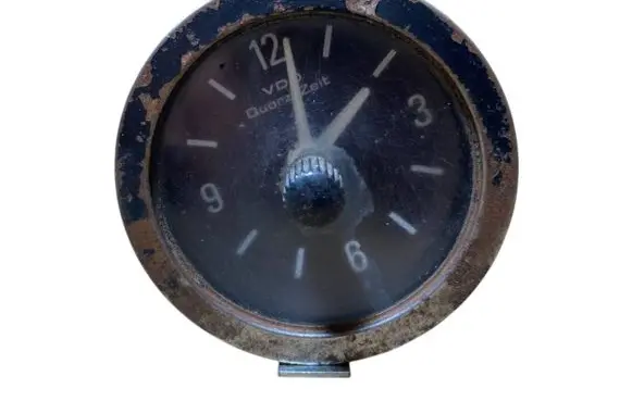 Mercedes-Benz 100 W631 Clock 