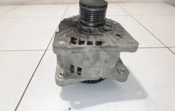 Dacia Dokker Generator/alternator NOCODE