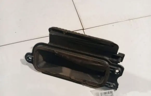 Toyota Avensis T250 Cabin air duct channel
