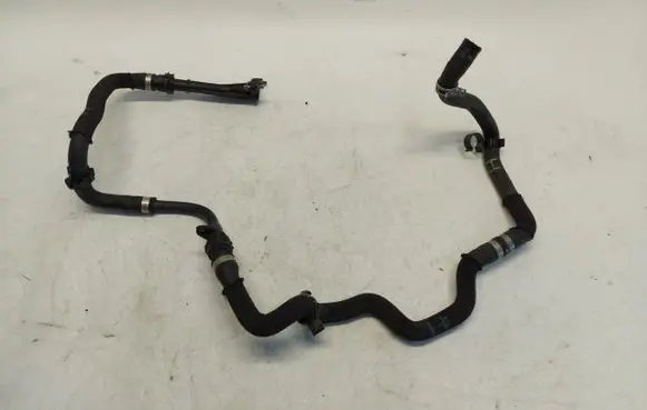 BMW 2 Active Tourer U06 Engine coolant pipe/hose 8832954