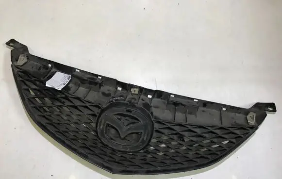 Mazda 3 I Front grill