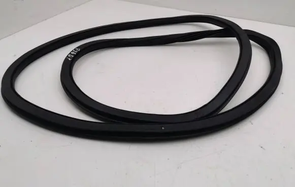 Seat Leon IV Front door rubber seal
