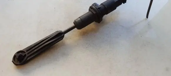 Renault Laguna II Clutch master cylinder