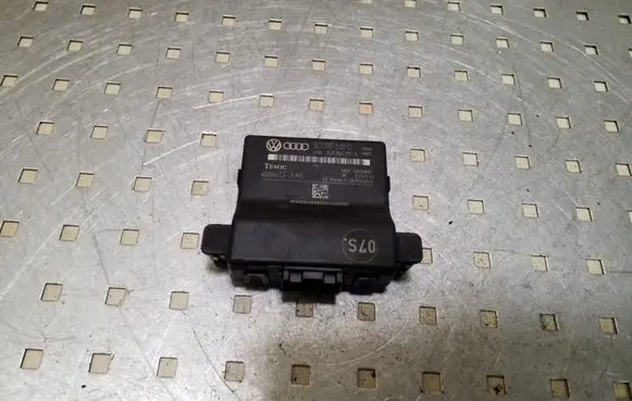 Volkswagen PASSAT B6 Other control units/modules 3C0907530C