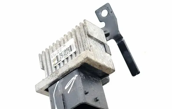 Land Rover Evoque I Glow plug pre-heat relay AV6112A343BA 9663824880