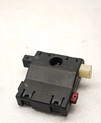 BMW 3 E90 E91 Antenna control unit 6934648 10819610