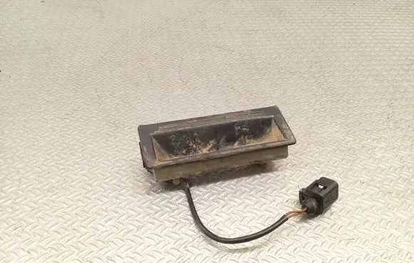 Volkswagen Golf IV Tailgate opening switch 1J0827566D