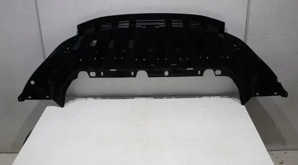 Mercedes-Benz C W205 Front bumper skid plate/under tray AM51A8B384A
