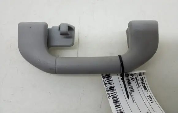 Mercedes-Benz C W204 Rear interior roof grab handle A2048100151