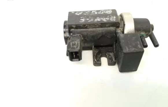 Volkswagen Golf I Turbo solenoid valve 2217906 72279600