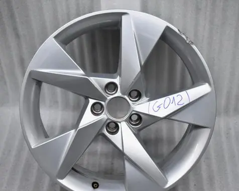 Skoda Scala R17 alloy rim 