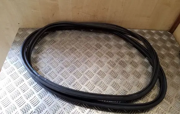 Toyota Corolla E120 E130 Trunk rubber seal (body) 