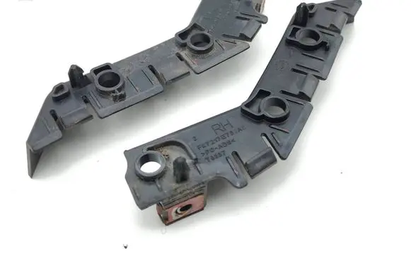 Land Rover Discovery Sport Front bumper mounting bracket FK7217E762AC FK7217E763AC