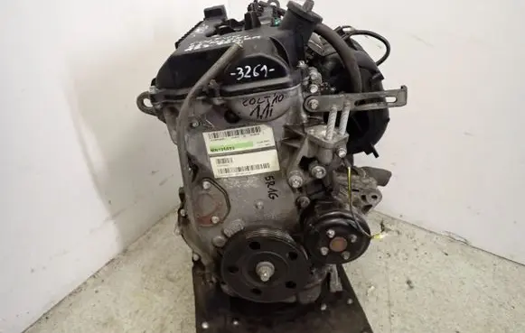 Mitsubishi Colt Engine