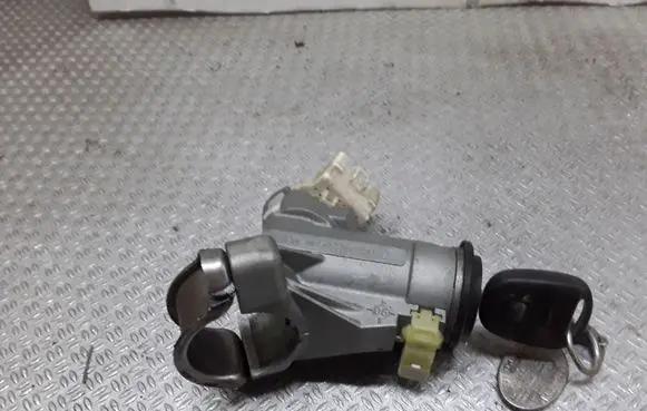 Toyota Yaris Ignition lock N0502241256B