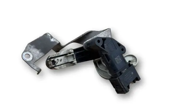 BMW 1 F20 F21 Headlight/headlamp level sensor 37146895466 6895466