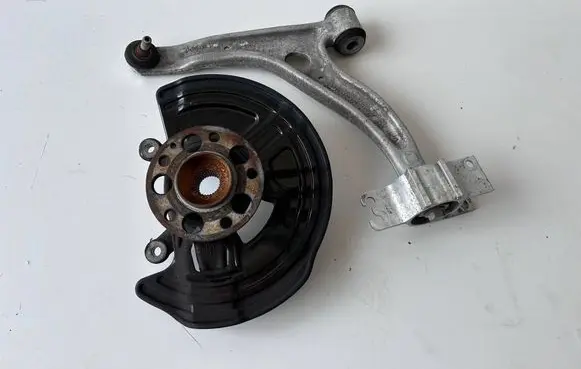 Mercedes-Benz B W246 W242 Front lower control arm/wishbone 2463330300 2464210720