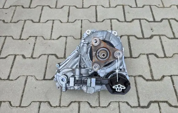 BMW X7 G07 Gearbox transfer box case ATC13