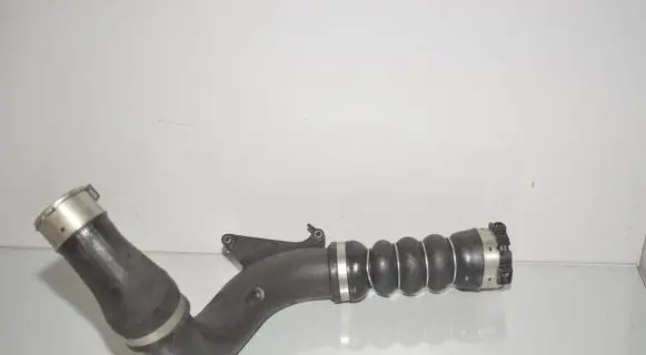 Intercooler hose/pipe
