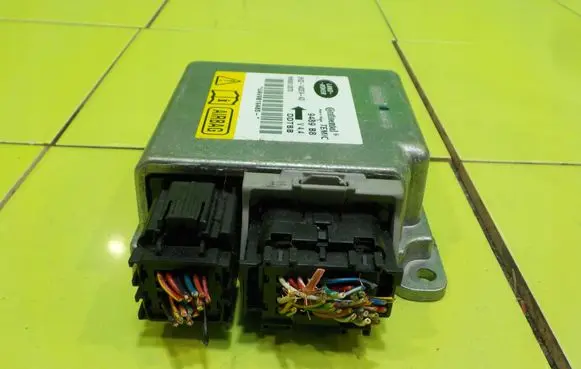 Land Rover Range Rover Sport L320 Airbag control unit/module 8H2214D374AD