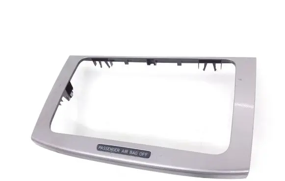 Radio/GPS head unit trim