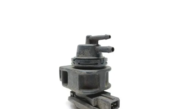Nissan Juke I F15 Turbo solenoid valve