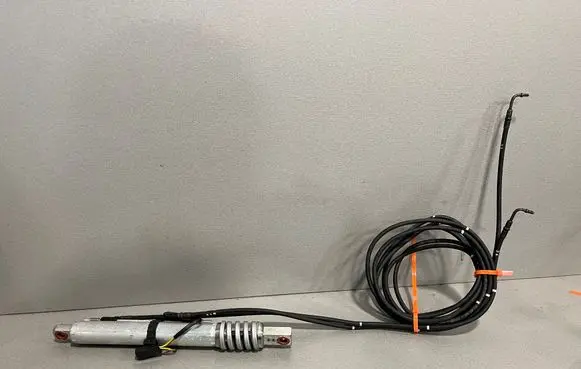 BMW 3 E92 E93 Convertible roof line/pipe/hose 
