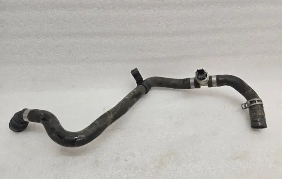Volvo XC90 Engine coolant pipe/hose 32222258