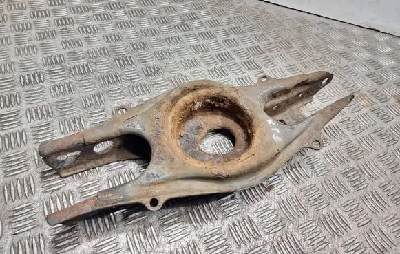 Mercedes-Benz E W212 Rear upper control arm/wishbone A2123520202