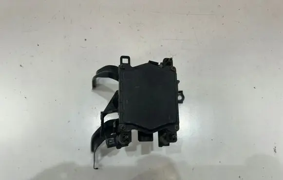Toyota Yaris XP210 Distronic sensor radar 0D040