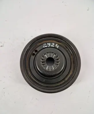 Volkswagen Golf Sportsvan Crankshaft pulley 04C105243D